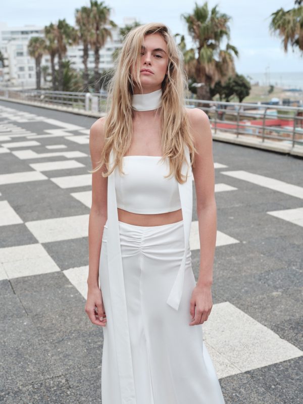 MAKSİ BOY YIRTMAÇ DETAYLI SATEN ETEK