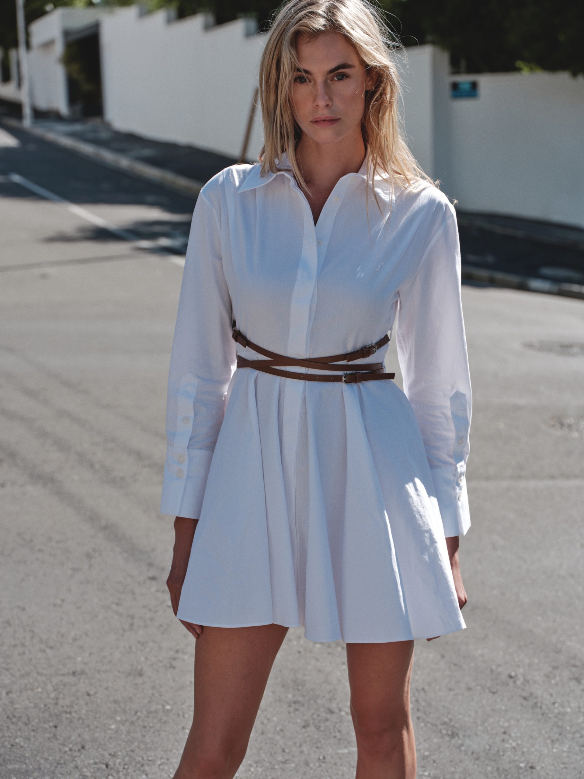 ÖZEL TASARIM ÇİFT KEMERLİ ELBİSE