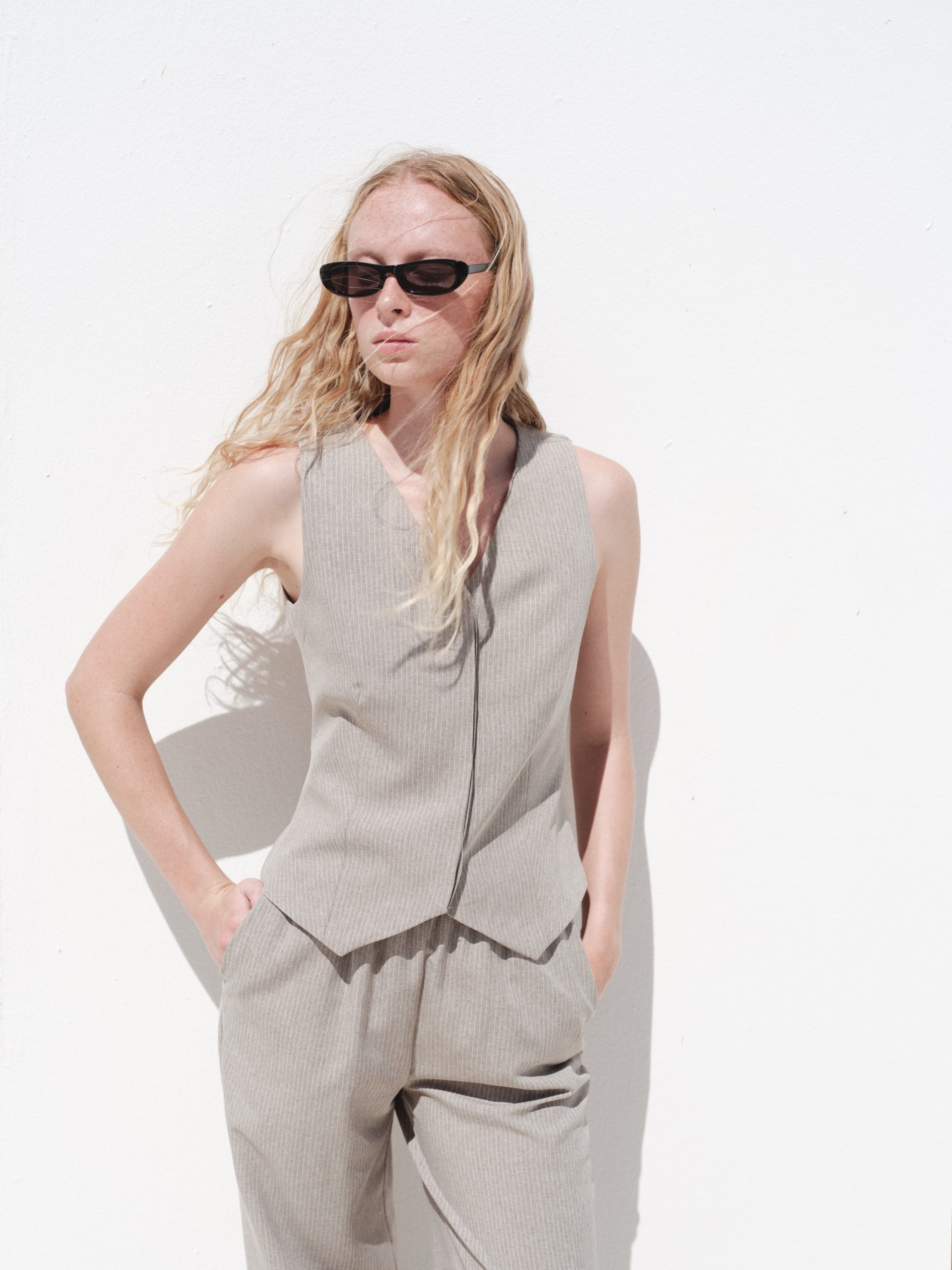 ÇİZGİLİ YELEK-ÇİZGİLİ BELİ LASTİKLİ PANTOLON